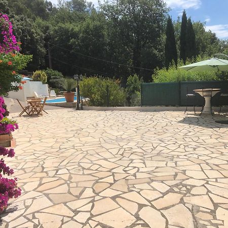 Appartement Dans La Colline Belgentier Екстер'єр фото