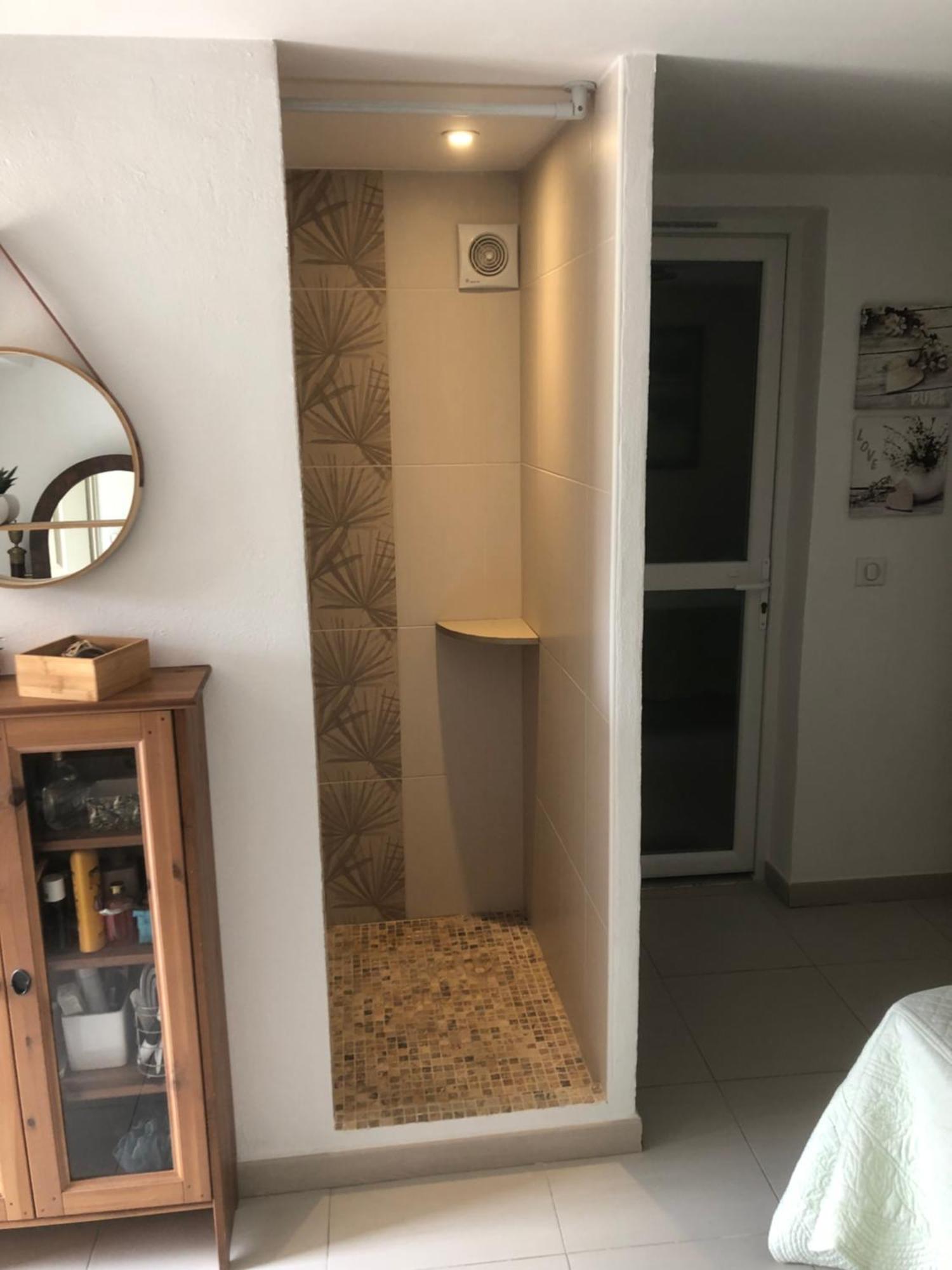 Appartement Dans La Colline Belgentier Екстер'єр фото