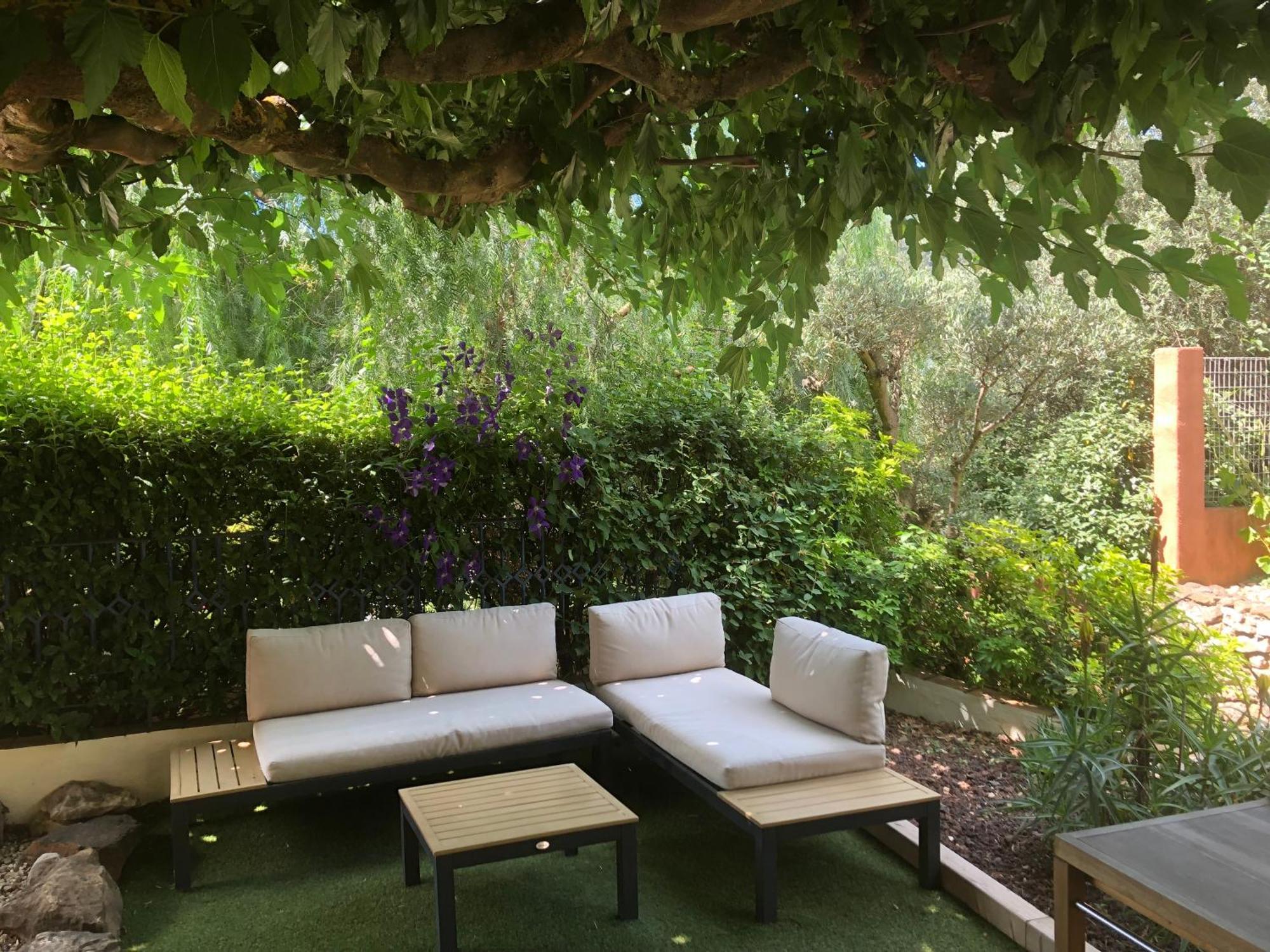 Appartement Dans La Colline Belgentier Екстер'єр фото